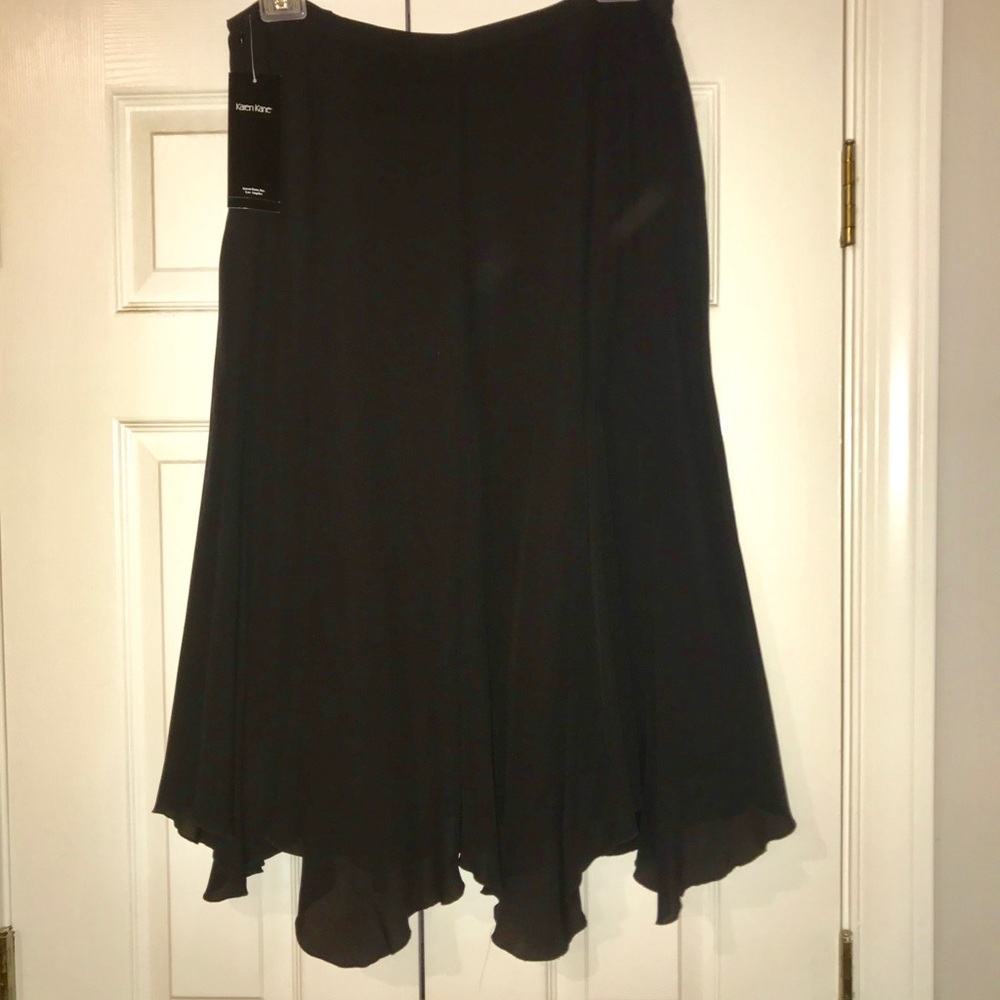 Stunning Karen Kane hi-low ruffle skirt